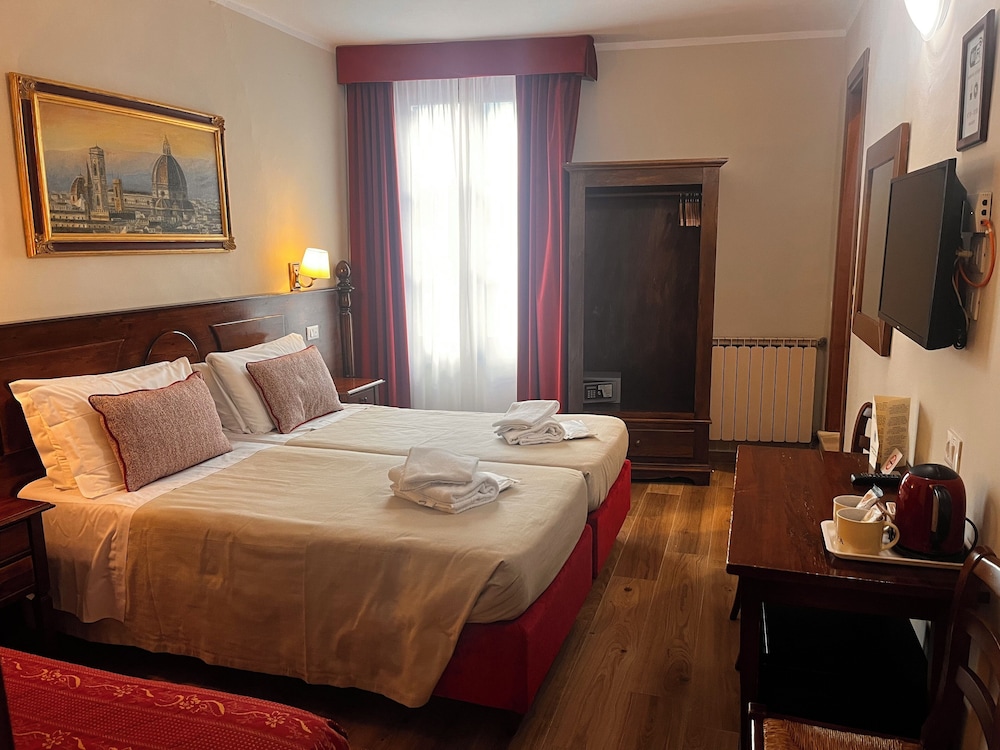 Nizza Hotel 19/69