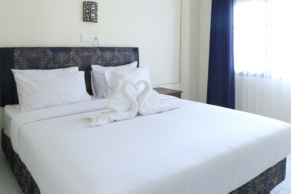 City Garden Bali Dwipa Hotel 36/76