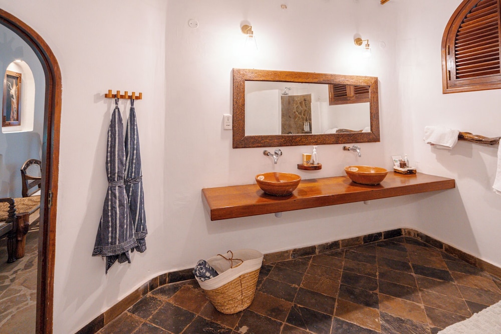Waterlovers Beach Resort 47/48