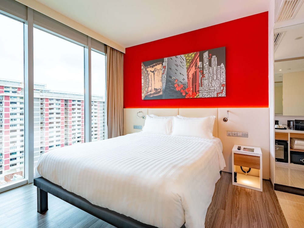SUPERIOR, KING BED
