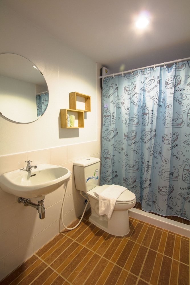 Nautical Home Bed & Breakfast Khaolak 29/68