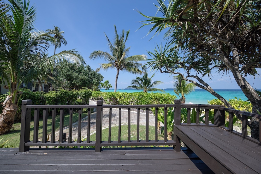 Phi Phi Holiday Resort 7/80