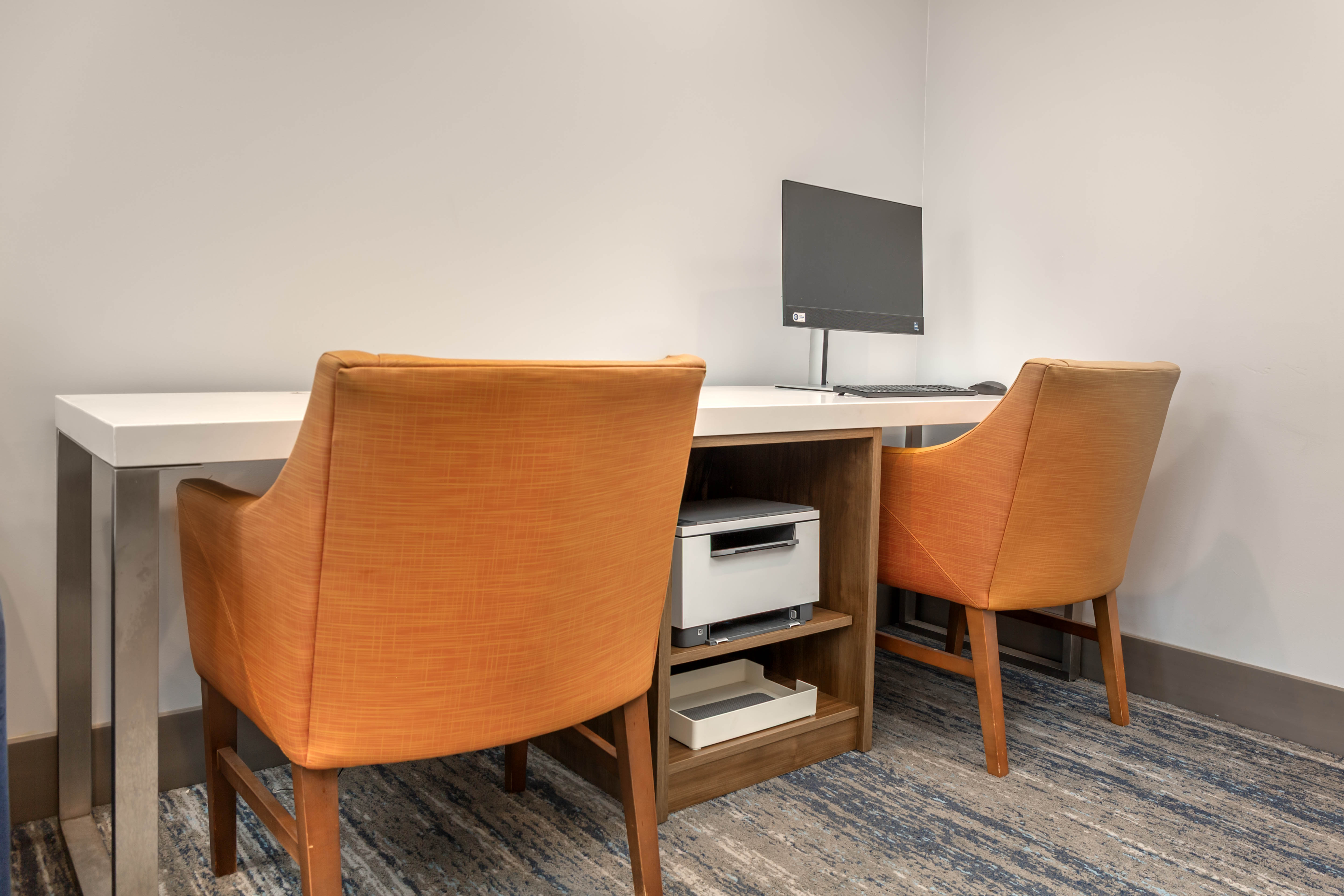 Holiday Inn Express and Suites Dry Ridge 54/63