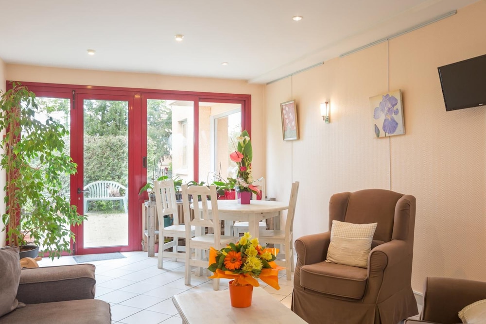 Logis Hotel la Terrasse Fleurie 32/43