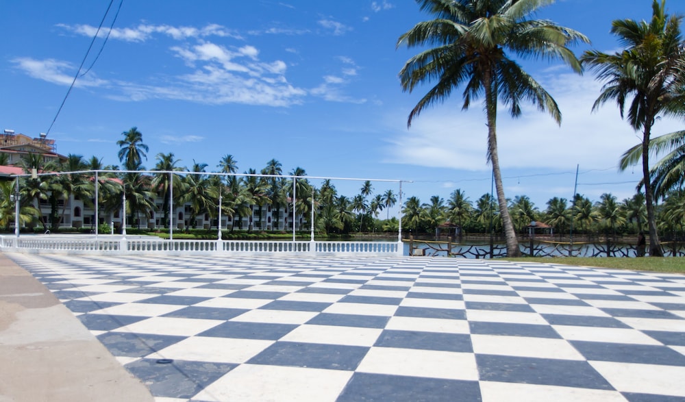 Resort Marinha Dourada 30/50