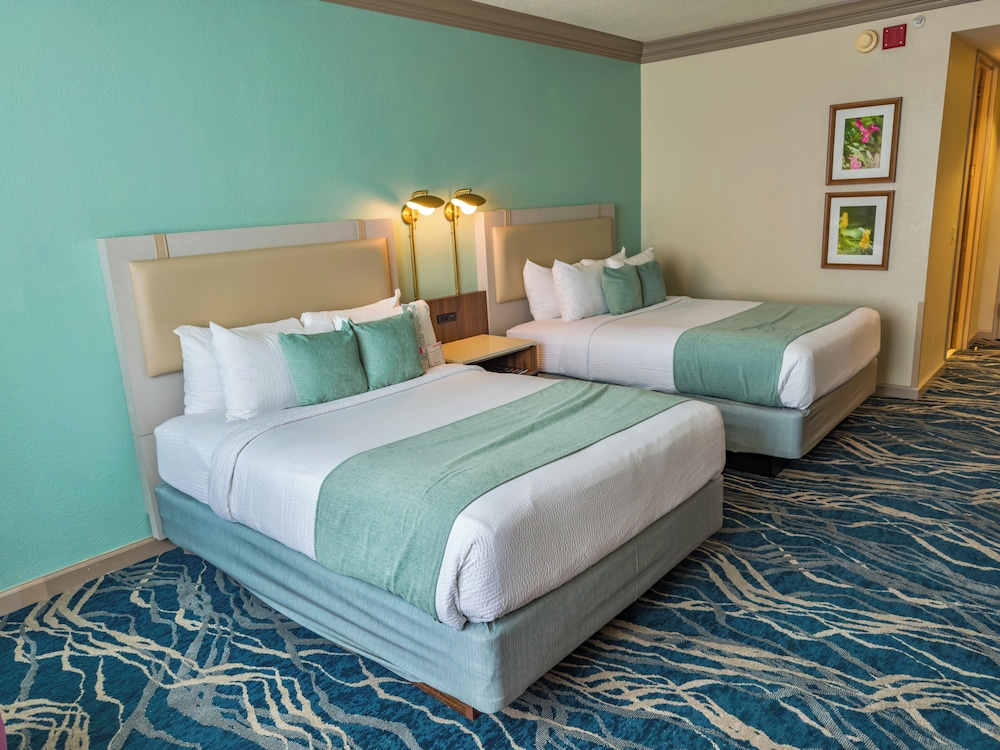 Room, 2 Queen Beds, Island View