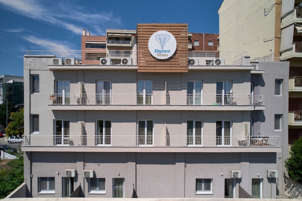 Elephant Suites 1/36