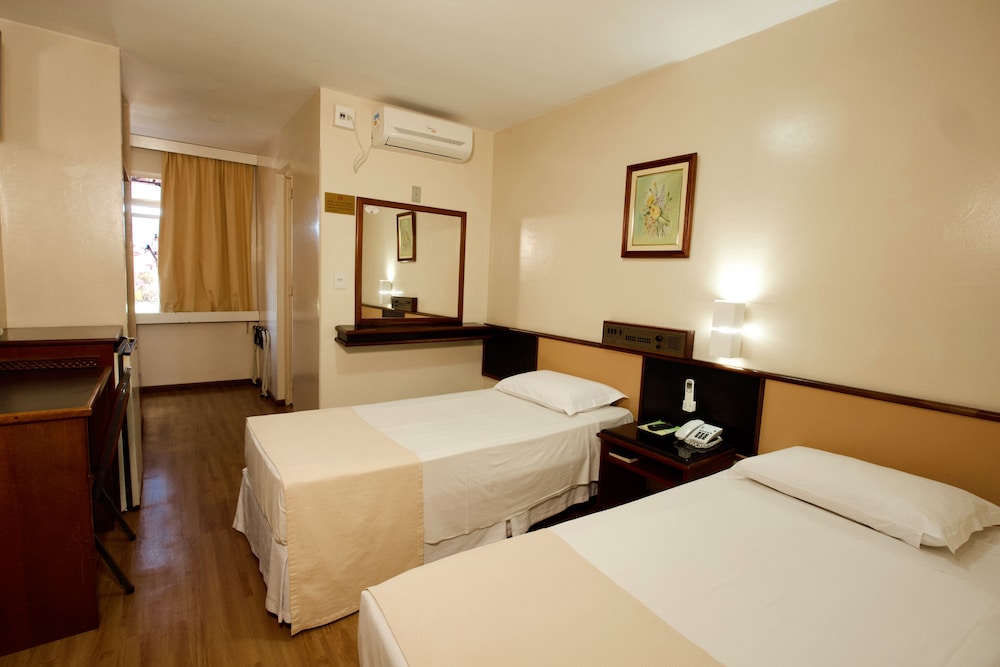 Deluxe, Twin Beds