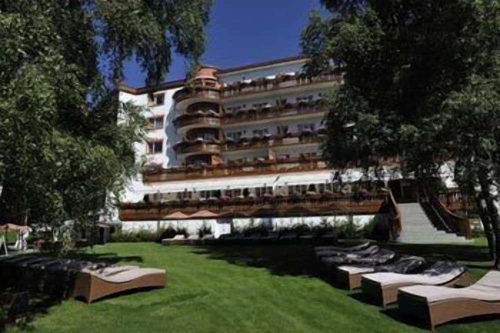 Grand Hôtel du Golf & Palace 26/30