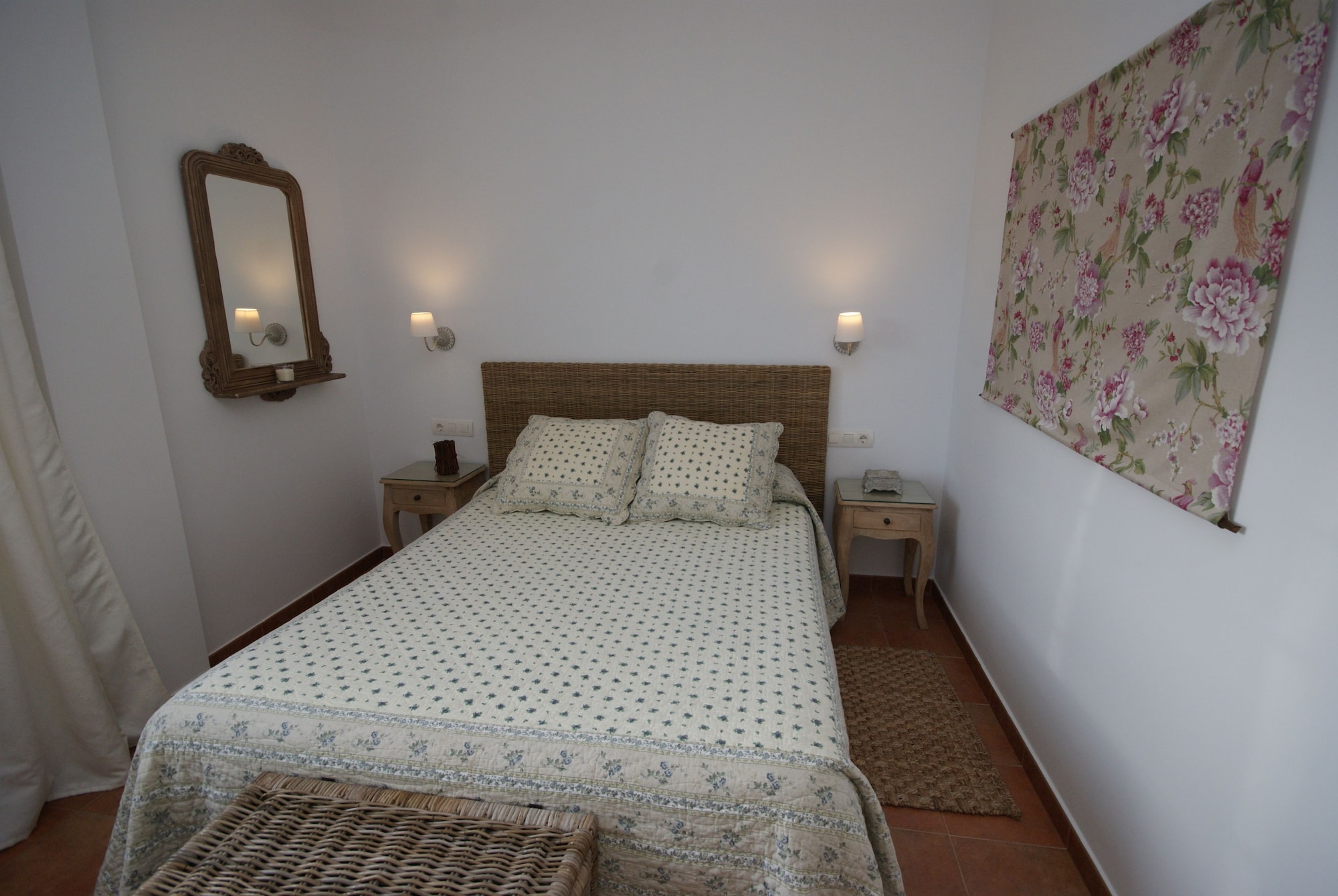 Standard, Double Bed, Vineyard View
