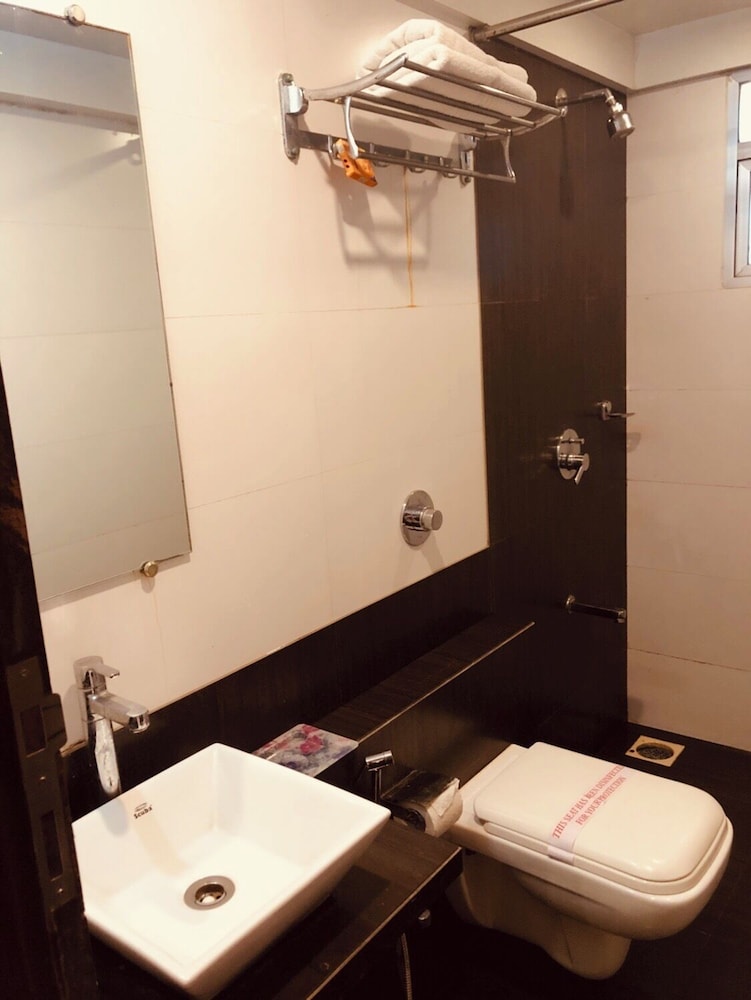 Hotel Srikrishna Paradise 45/46