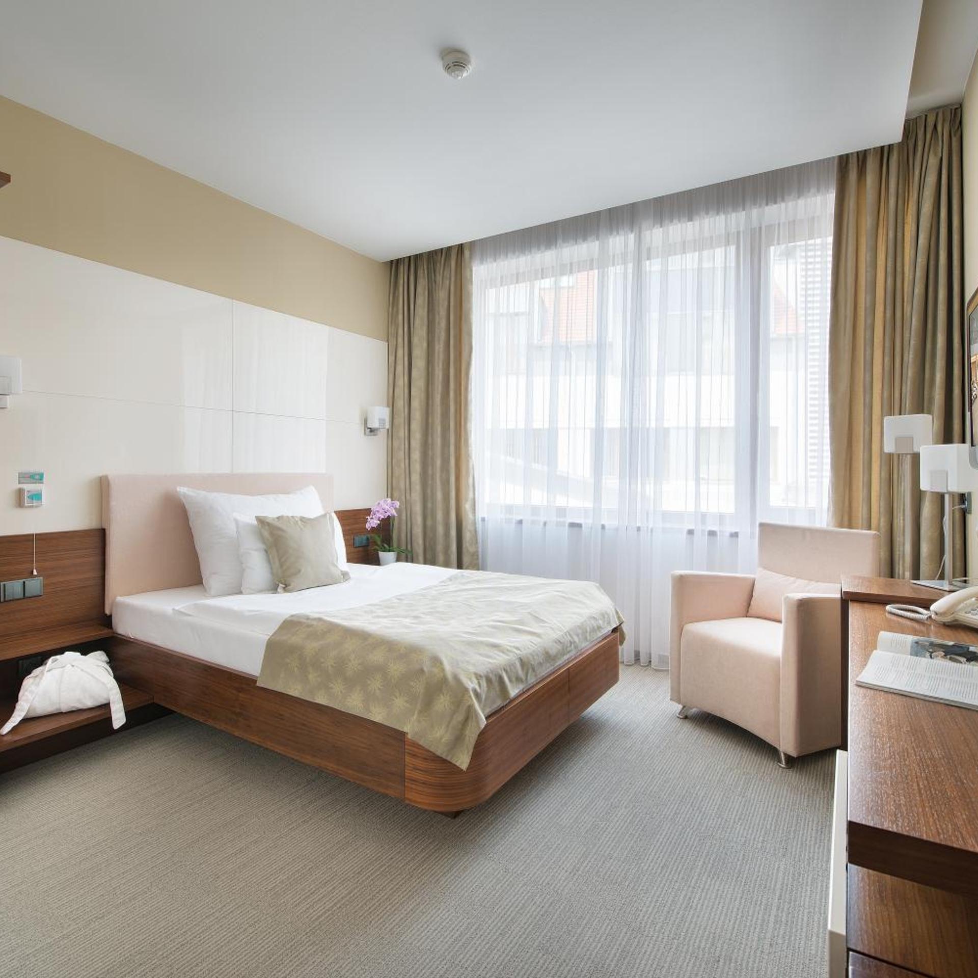 غرفة سوبيريور مفردة، Wellness Hotel Diamant (ex Relaxacni A Regeneracni Centrum) 4/7
