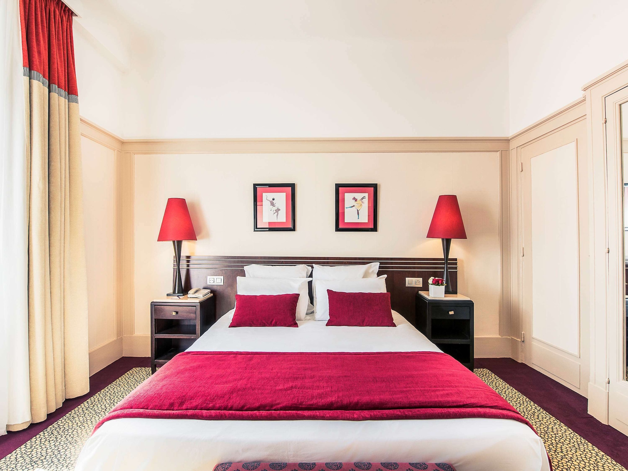 DELUXE, DOUBLE BED, OCEAN VIEW