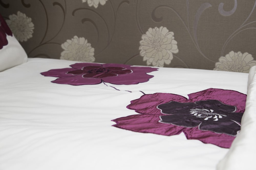 Ashfield Hotel 37/55