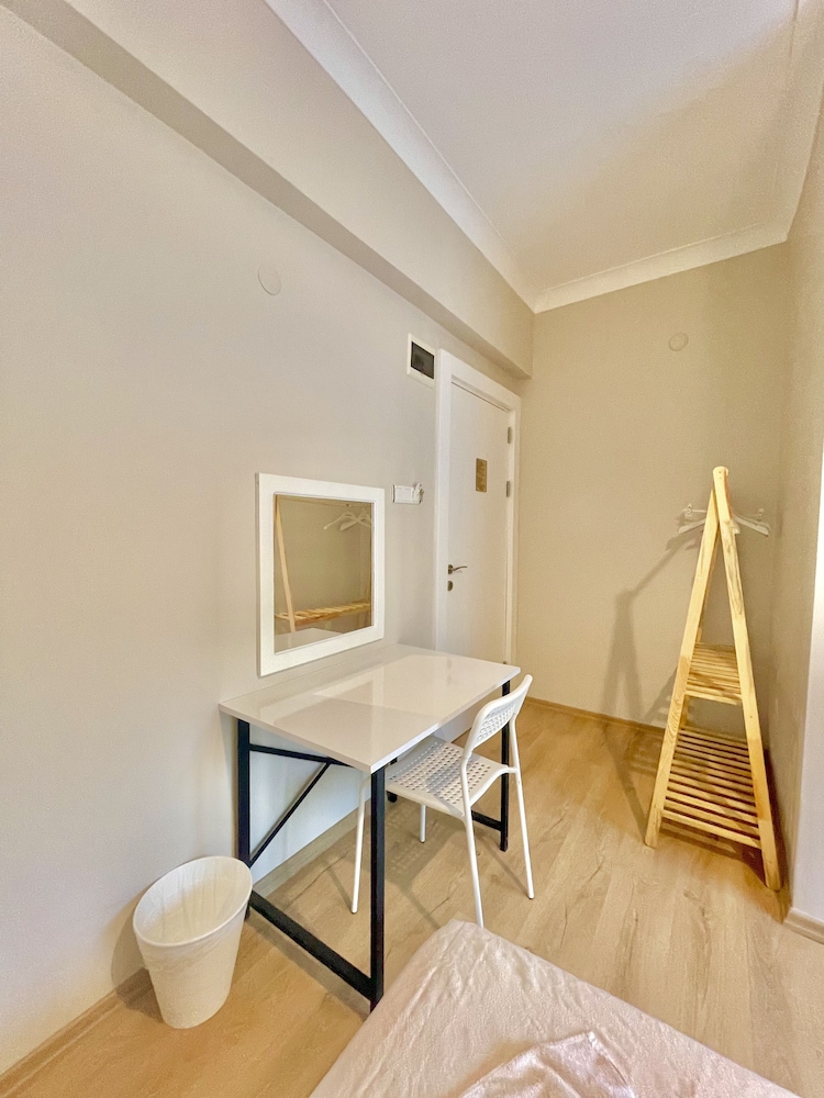 Cennet Hotel 46/46
