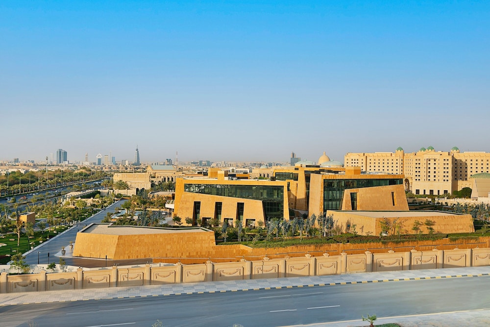 The St. Regis Riyadh 39/45