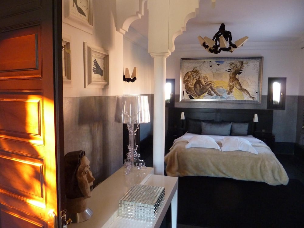 Villa Mano 8/50