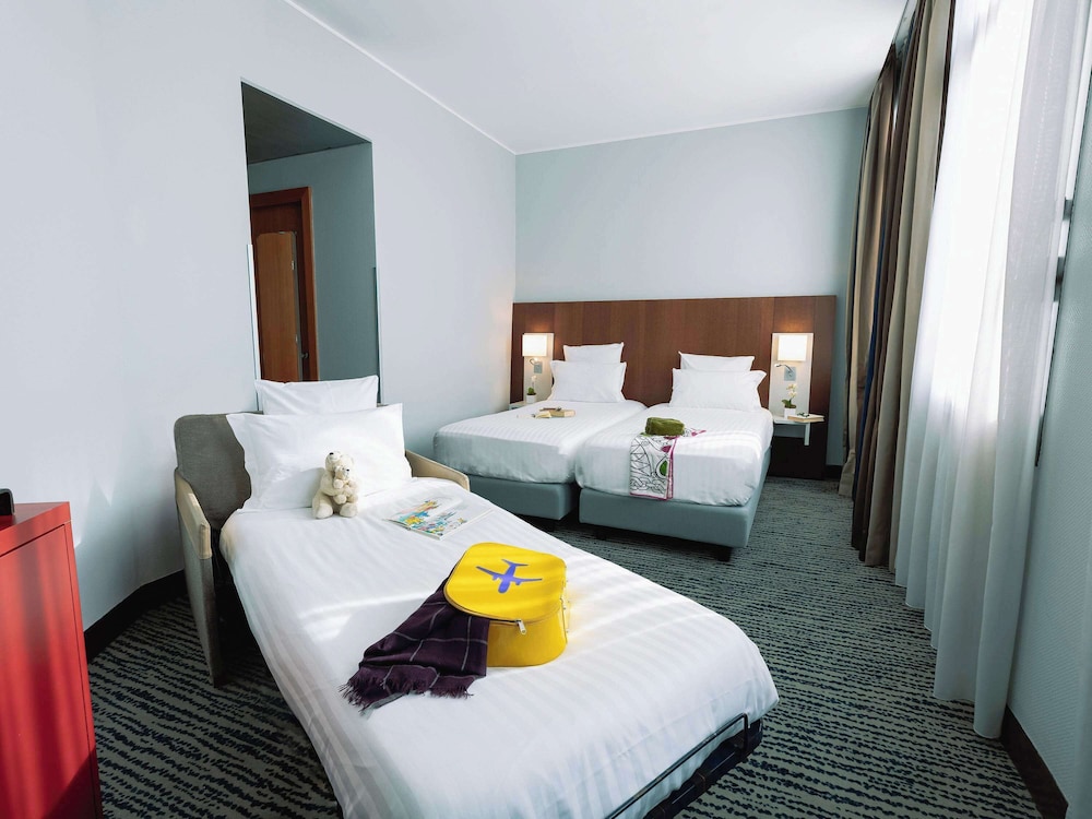 SUPERIOR, DOUBLE BED, CHAIR BED