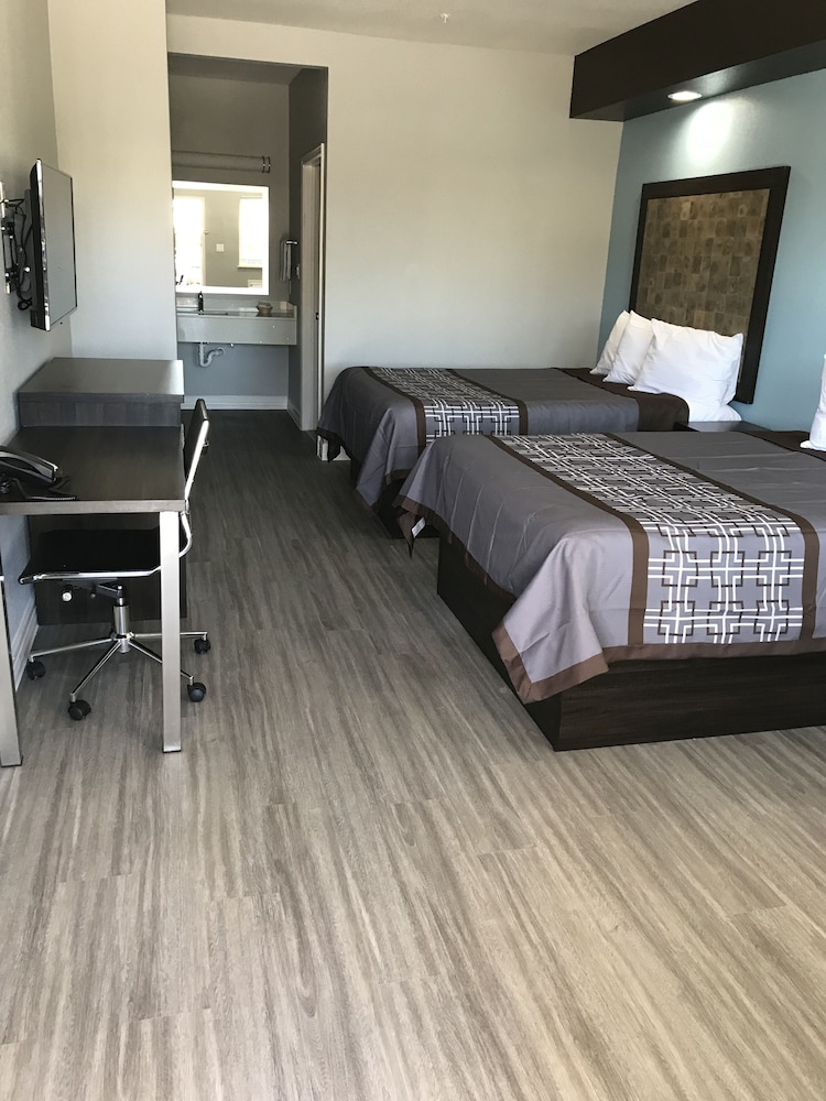 The Residency Suites 16/36