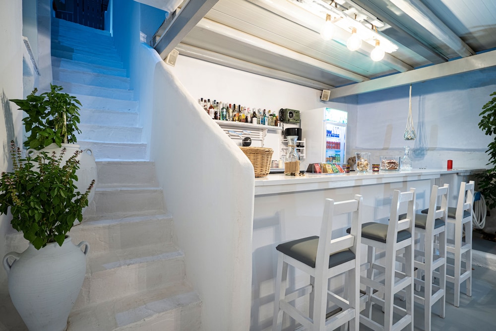 Iris Boutique Hotel 13/74