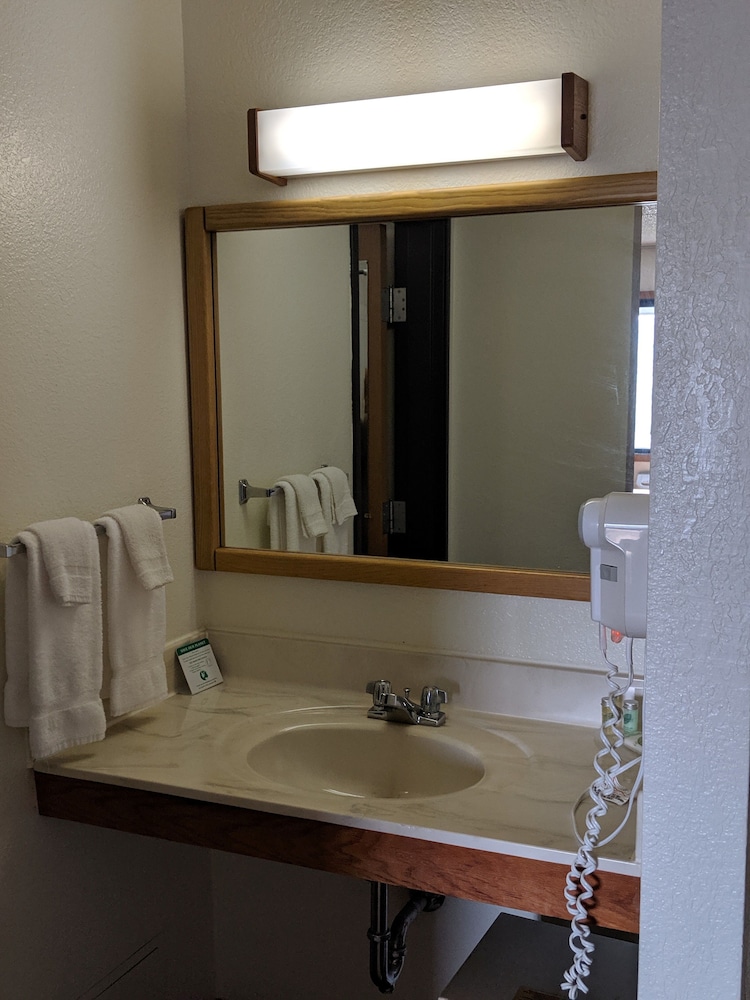 Boarders Inn & Suites Ripon 58/58