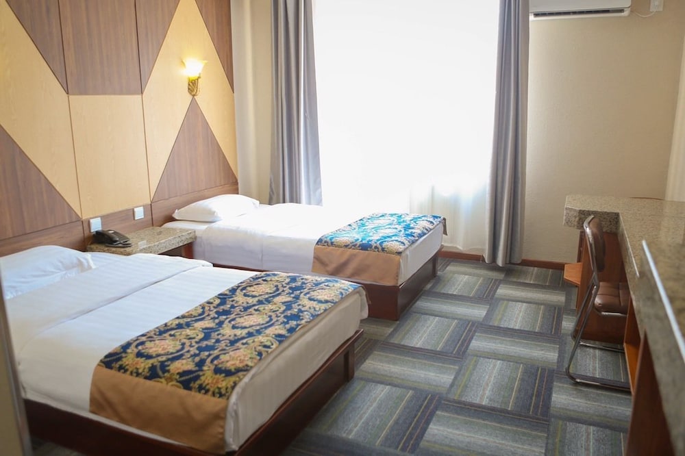 Zolo Hotel 16/38