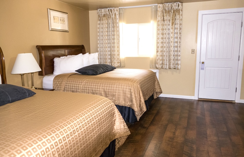 Abram Inn & Suites 22/65