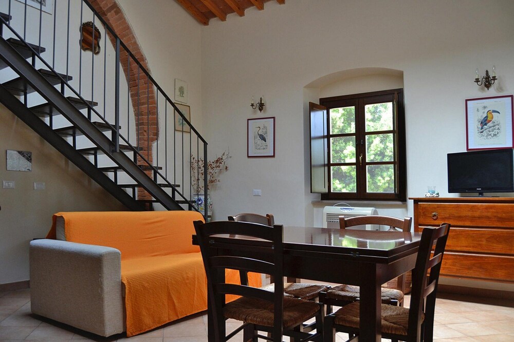 Antico Borgo Casalappi 51/73