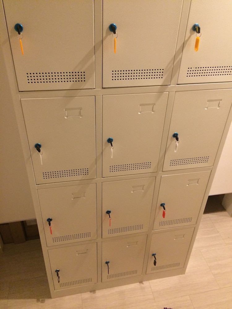 Bnb+ Costelun Akiba - Hostel Caters To Adult Female Only 8/50