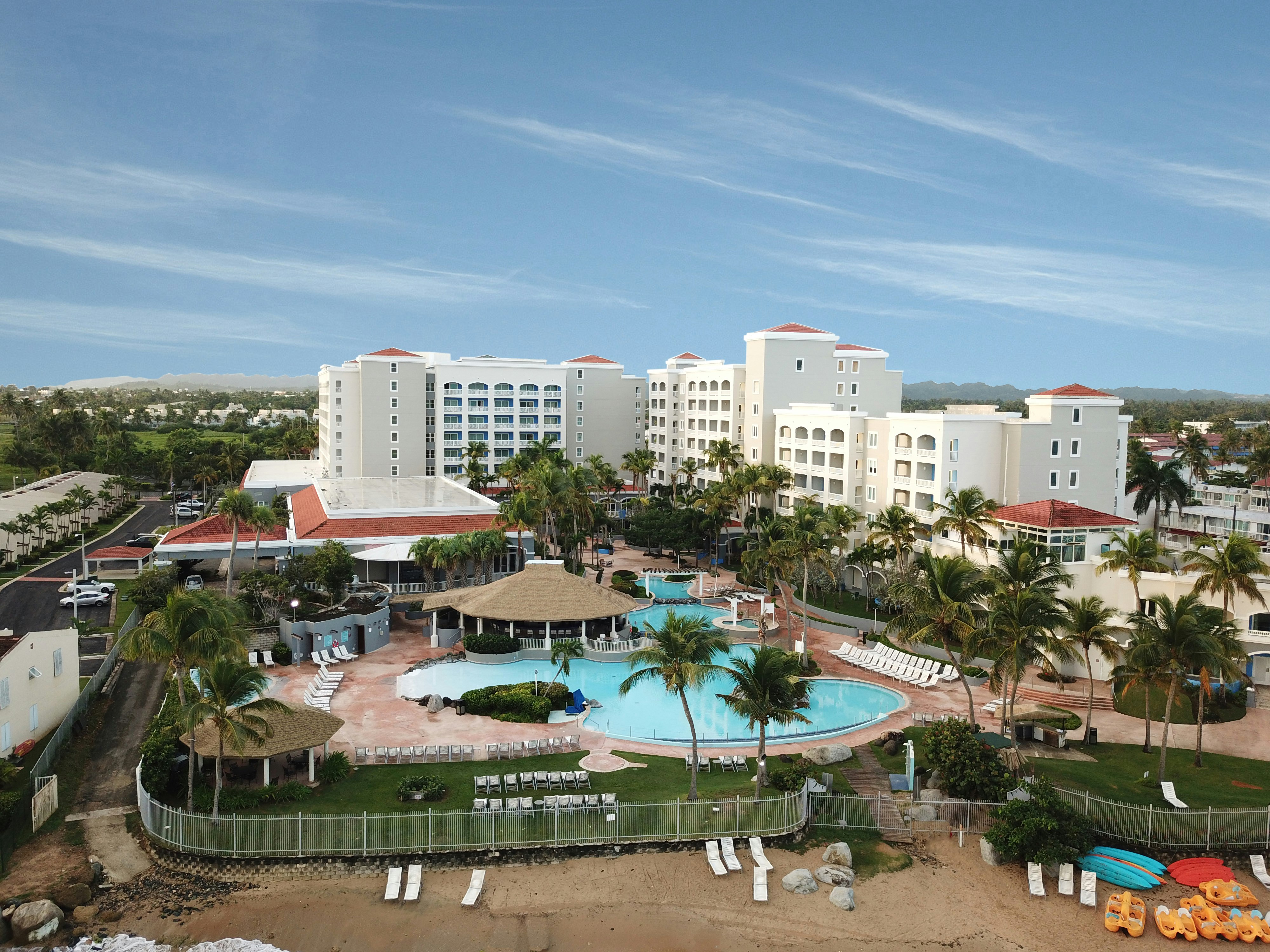 Embassy Suites By Hilton Dorado Del Mar Beach Resort 8/81