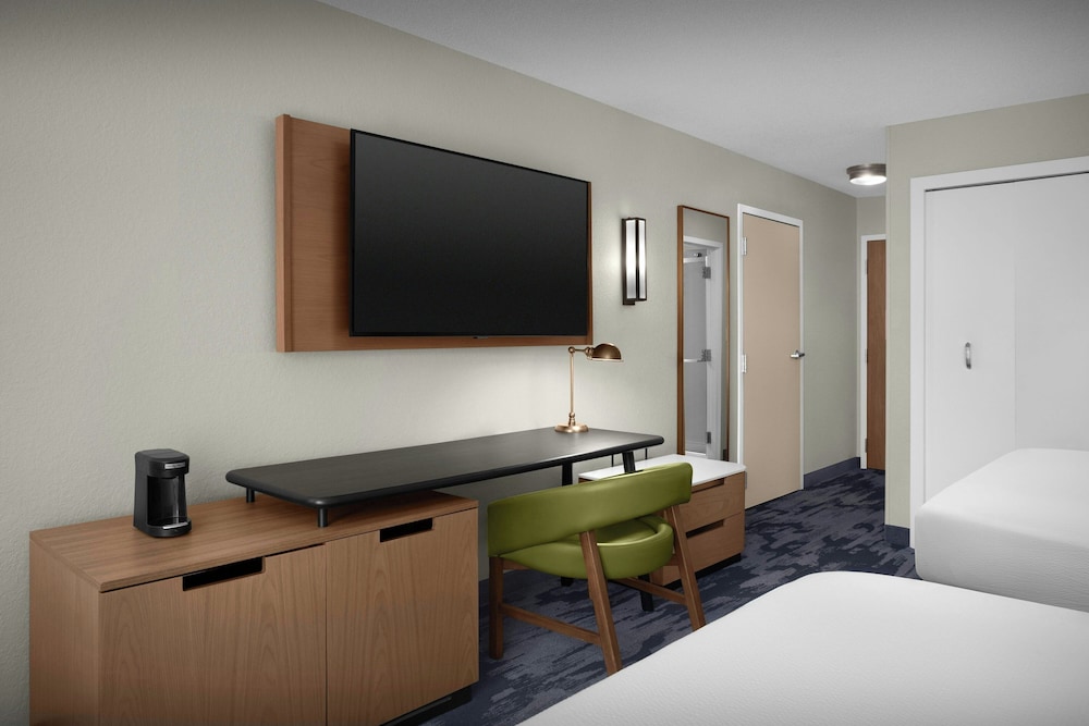 Fairfield Inn & Suites by Marriott Sarasota Lakewood Ranch 55/60