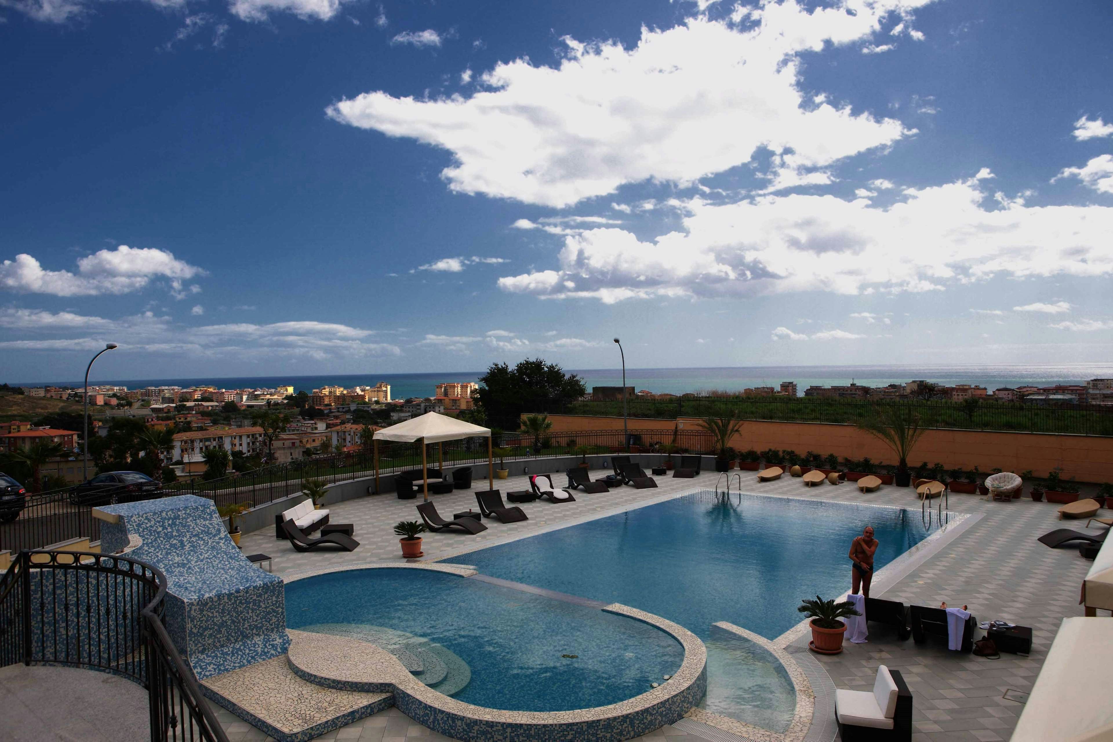 Grand Hotel Paradiso 42/43