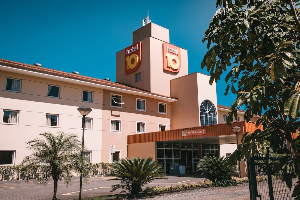 HOTEL 10 JOINVILLE 1/31