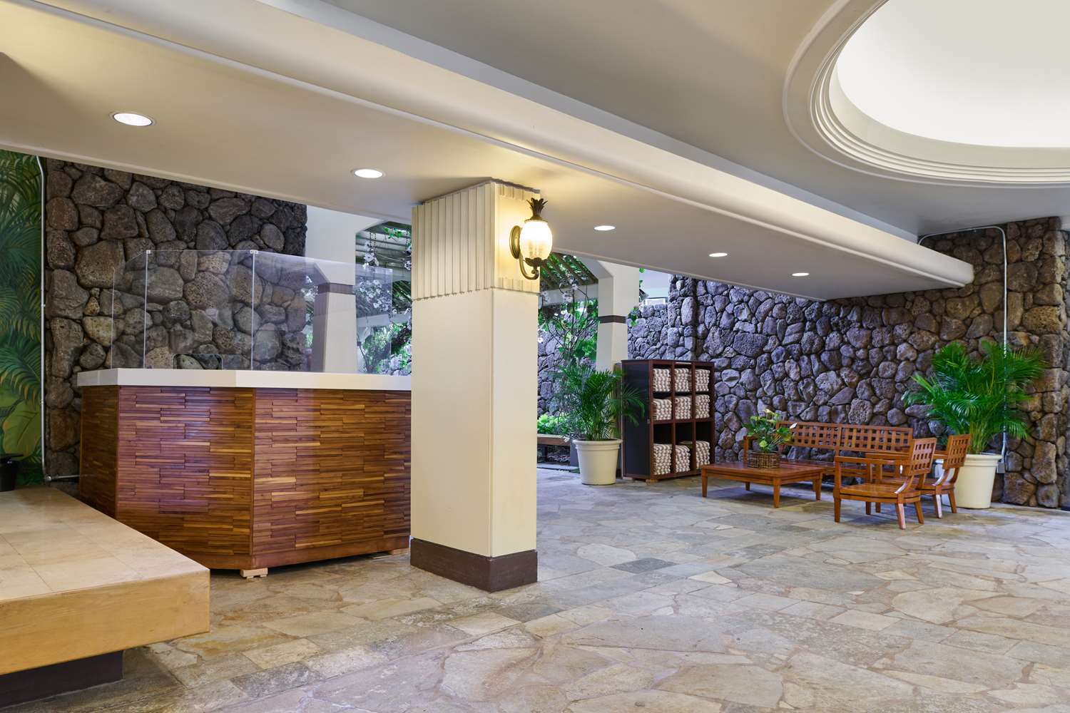 Aston Waikiki Beach Tower 6/59