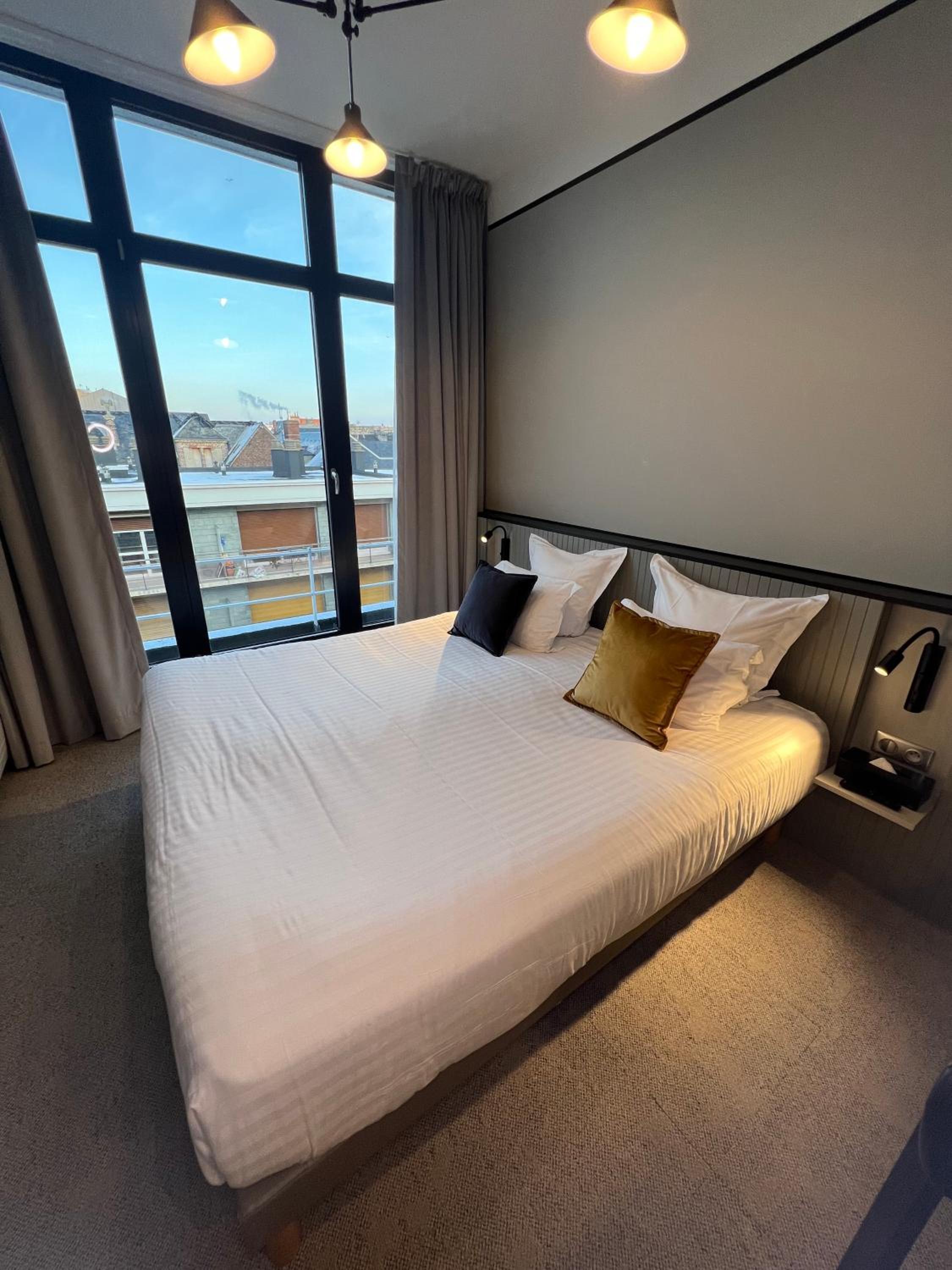 Comfort, City View
