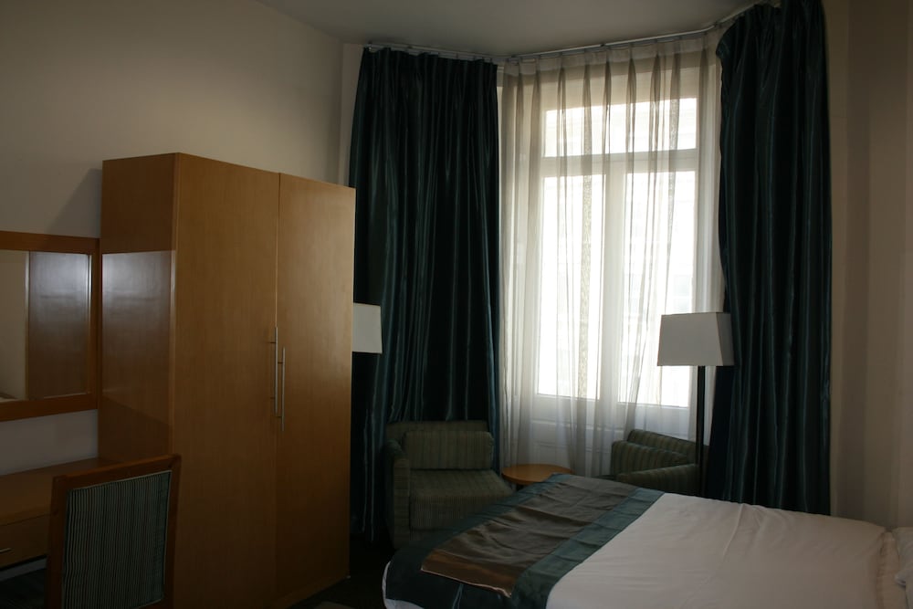 Cromwell International Hotel 21/34