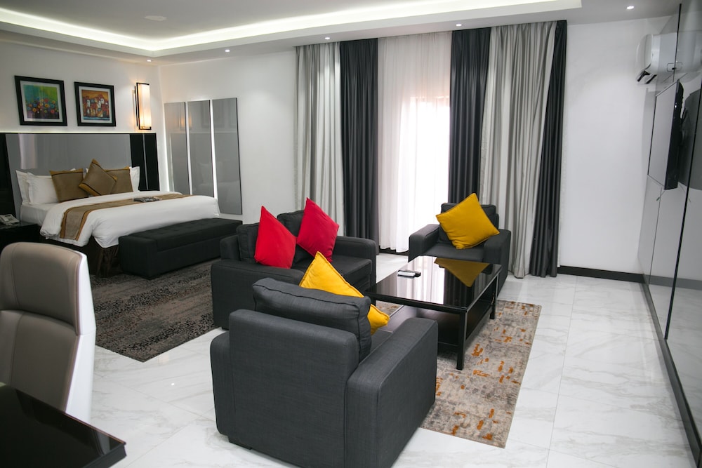 Green Point Hotel 27/50