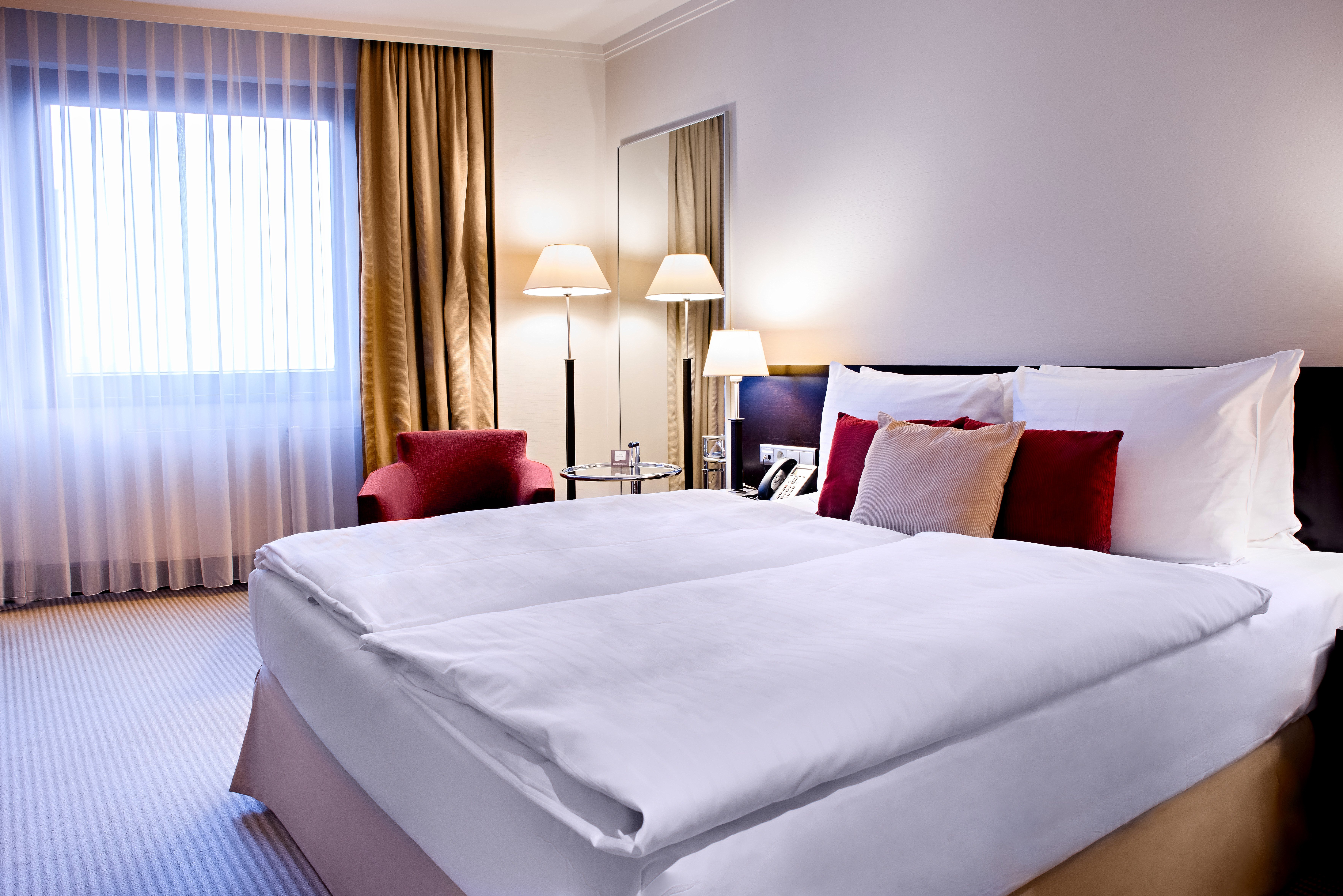 CROWNE PLAZA BRATISLAVA 24/74
