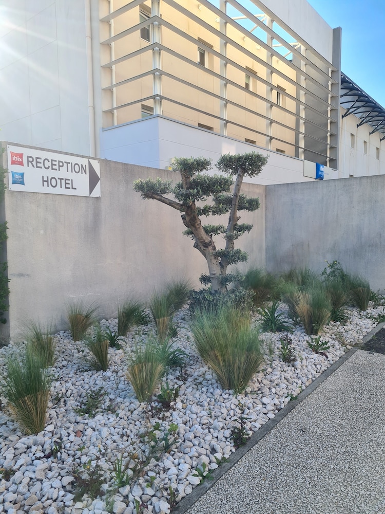 Ibis Istres Trigance 23/32