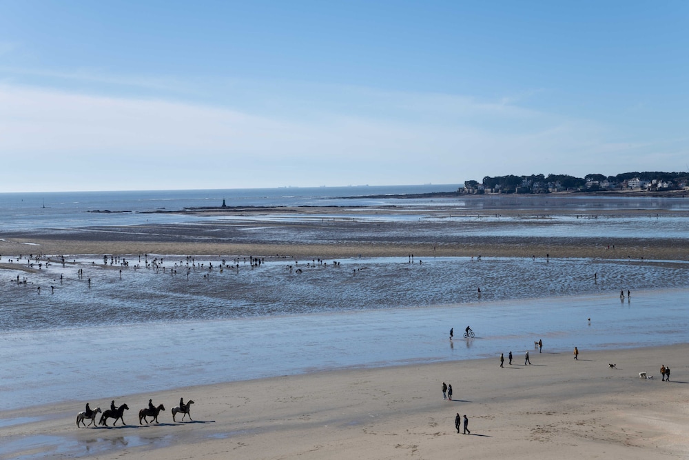 Mercure La Baule Majestic 60/64