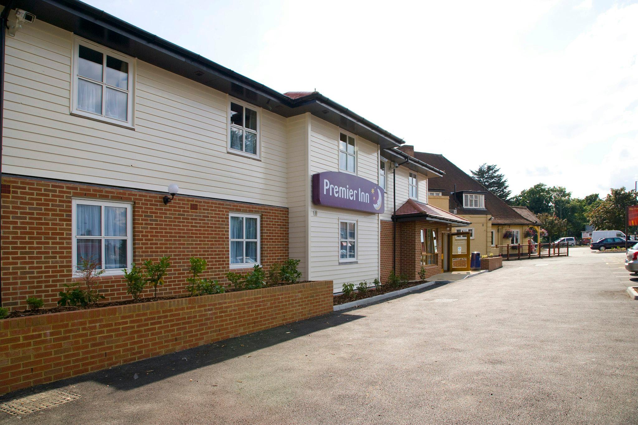 Premier Inn London Twickenham East 17/22