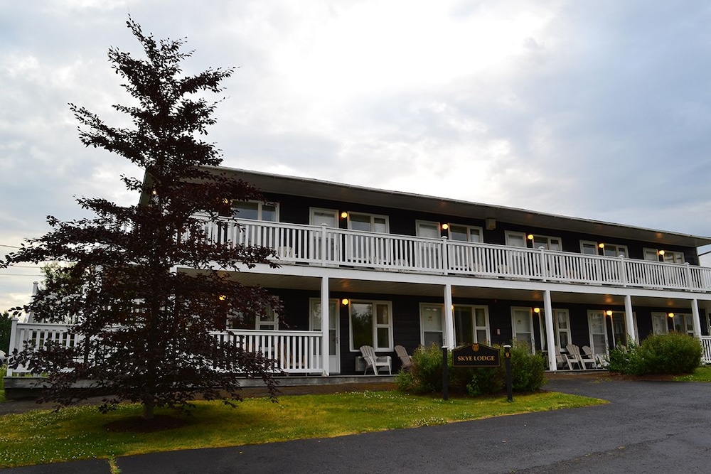 Ceilidh Country Lodge 2/48