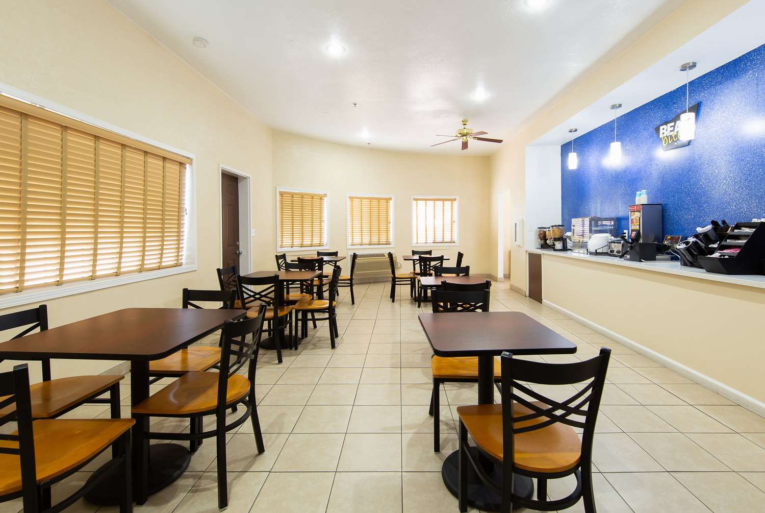 Signature Inn Merced Yosemite Parkway 3/7