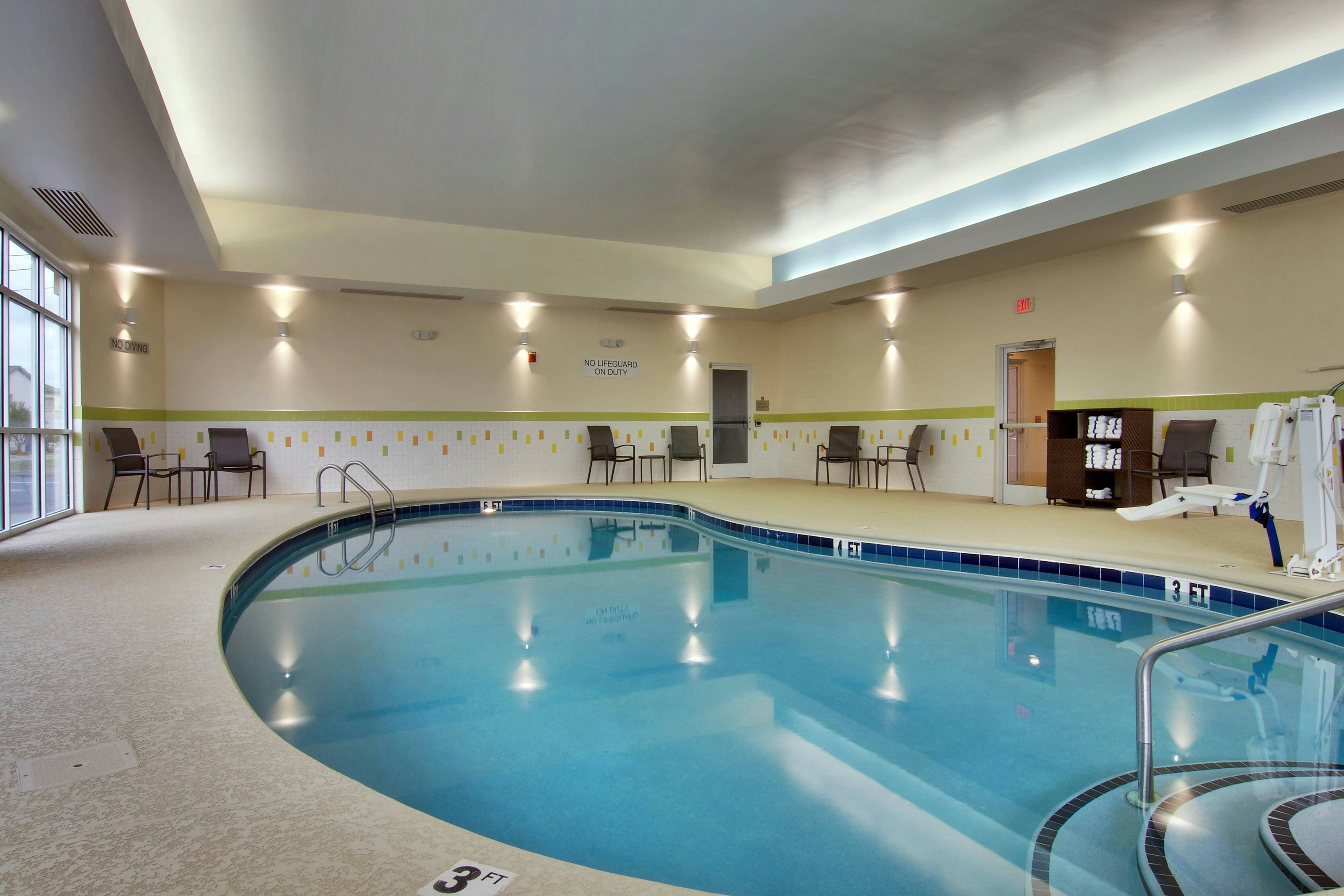 Fairfield Inn & Suites Clarksville 12/21