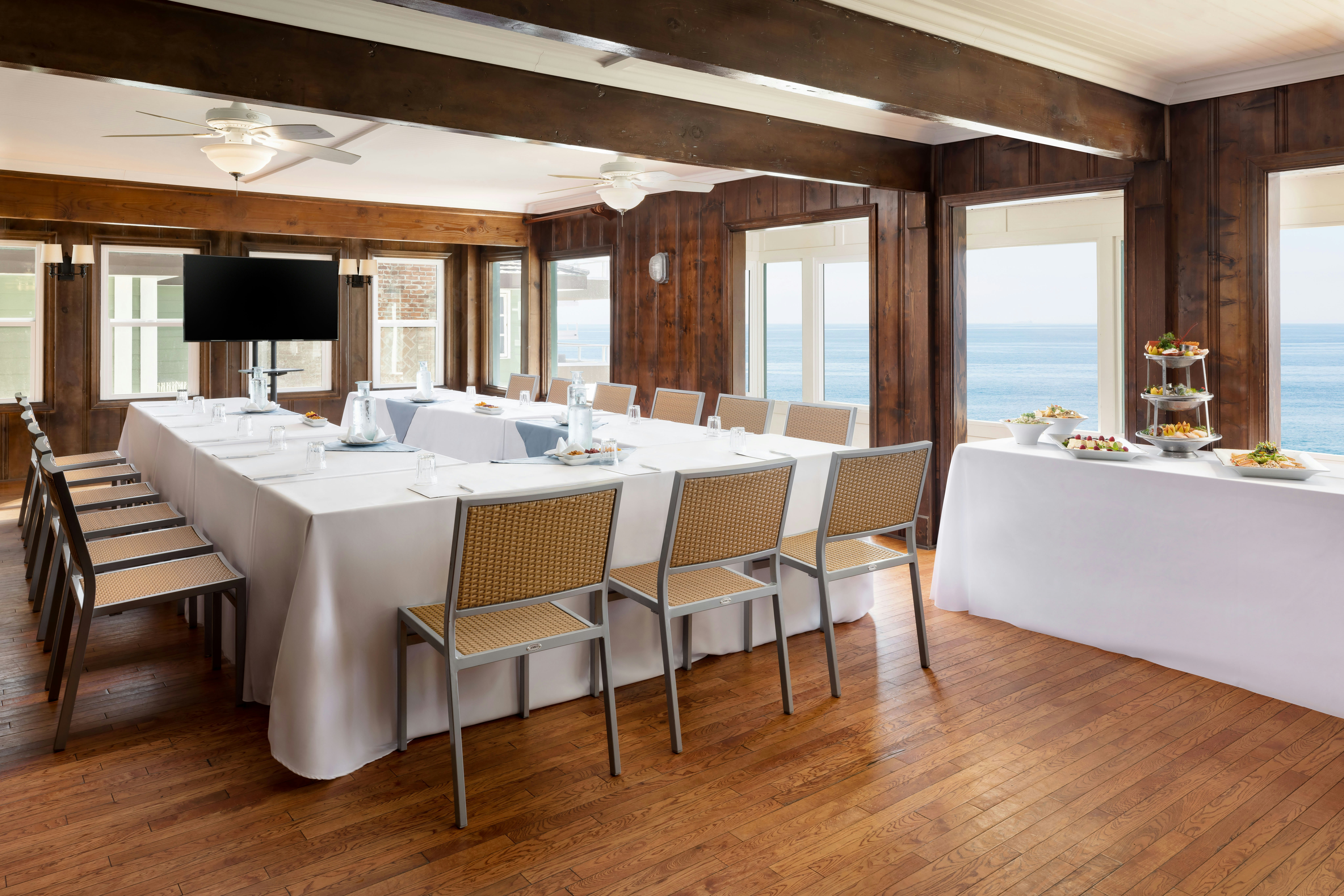 Pacific Edge Hotel On Laguna Beach 52/67