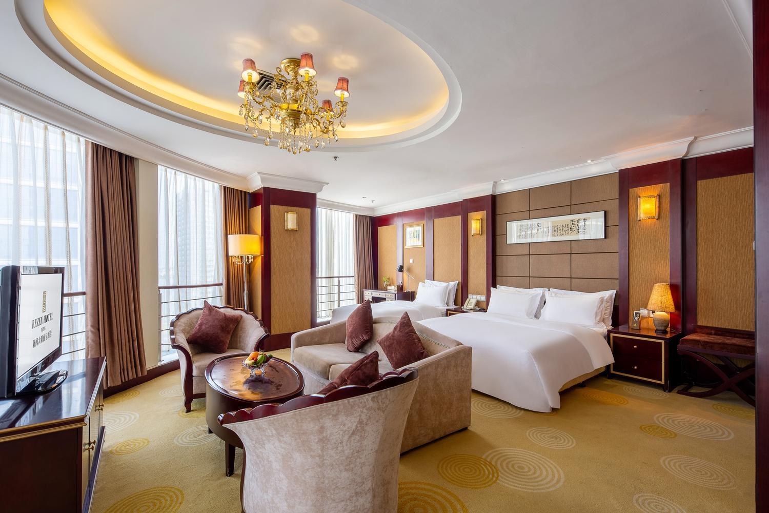Rezen Hotel (Linyi News Building) 15/25