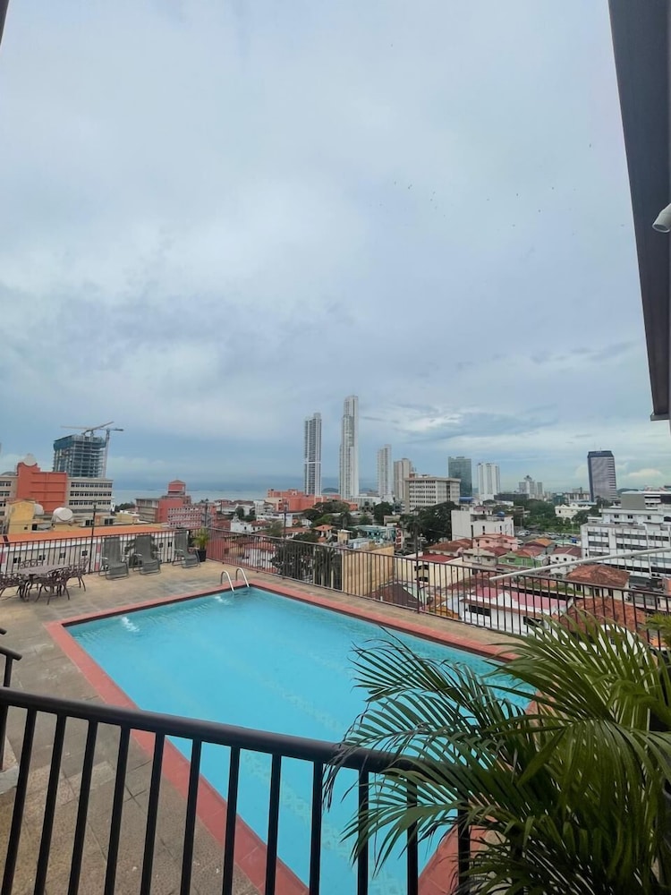 Hotel Costa Inn 51/55