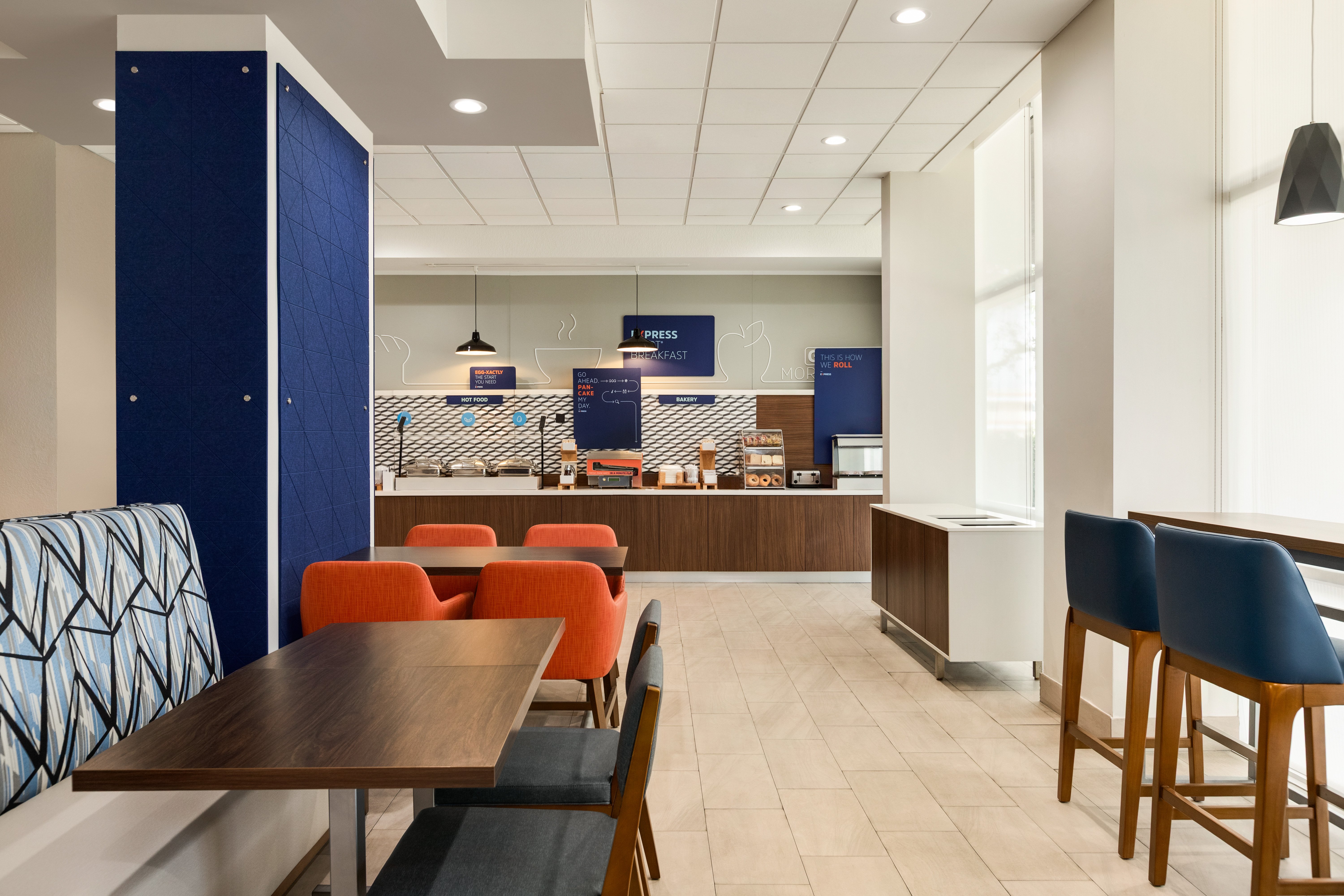Holiday Inn Express Hotel and Suites Fort Lauderdale Airport South 22/34