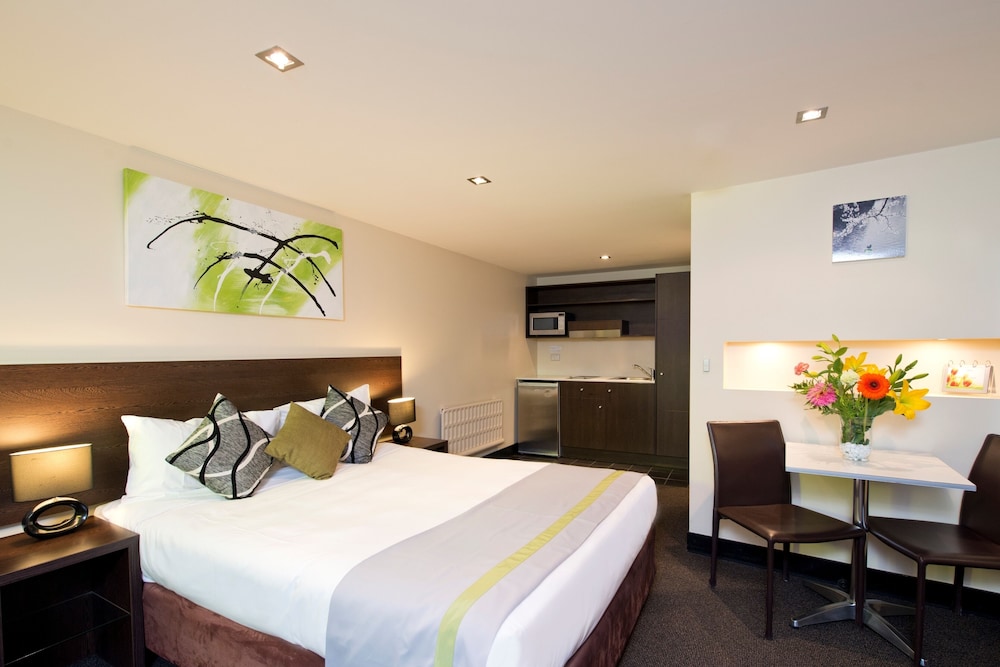 Leisure Inn Penny Royal Hotel And Apartments 24/79
