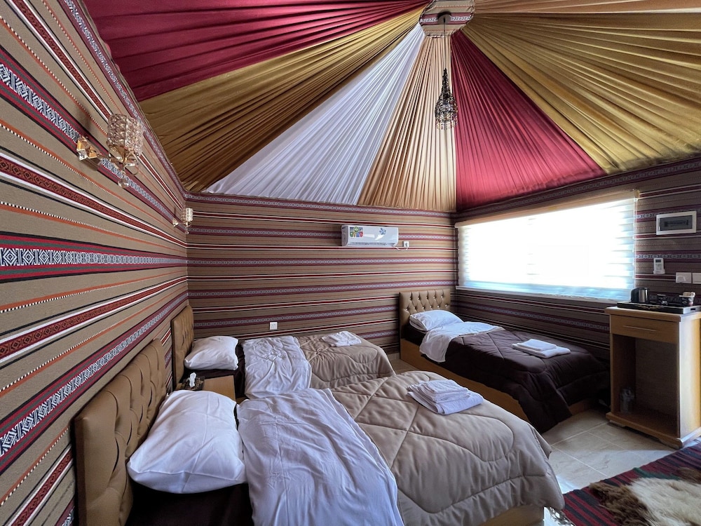 Desert Moon Camp 7/50